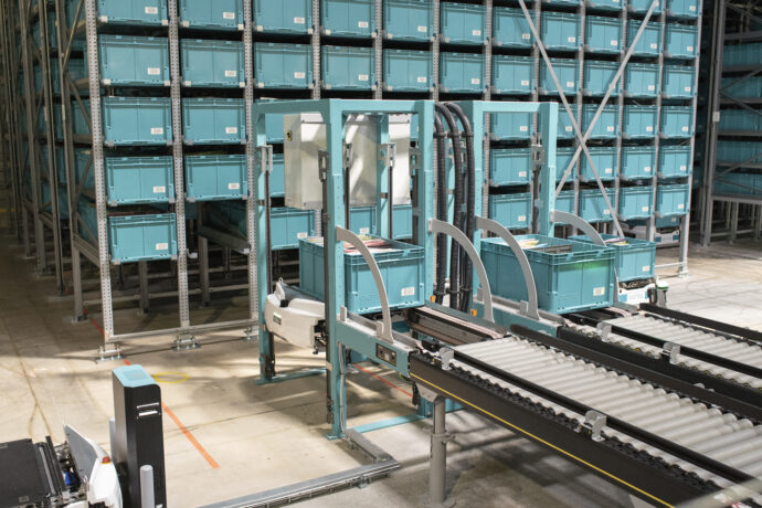 Exotec - conveyors and bin interface