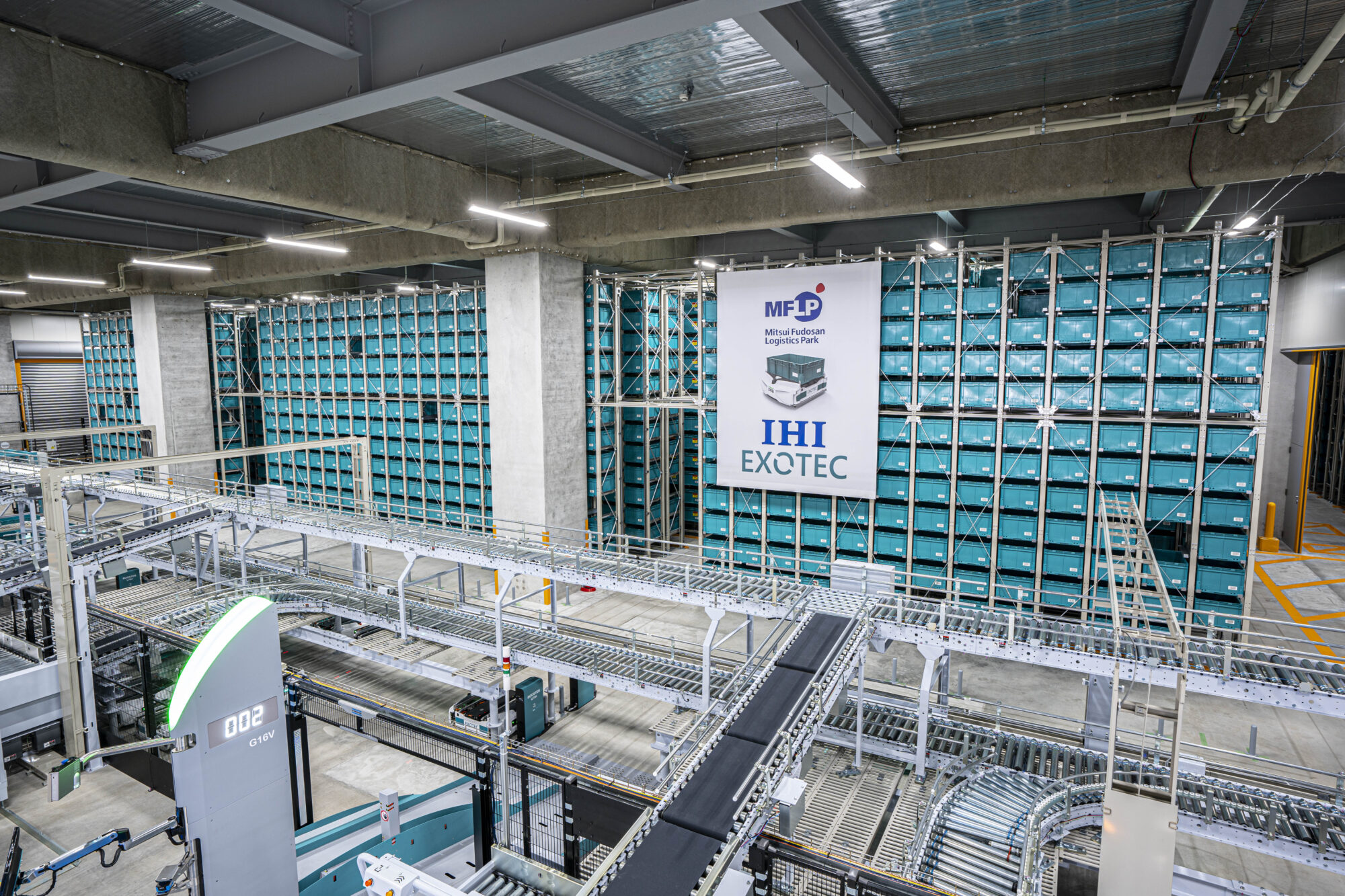 三井不動産、倉庫内作業の大半を自動化した「EC自動化物流