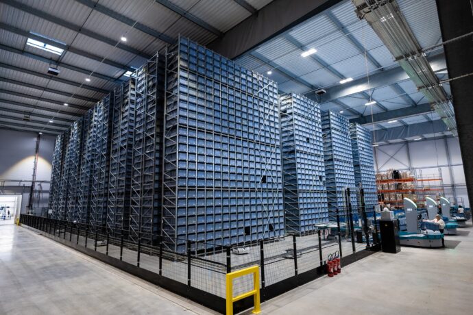 Exotec system in the Dhygiétal warehouse